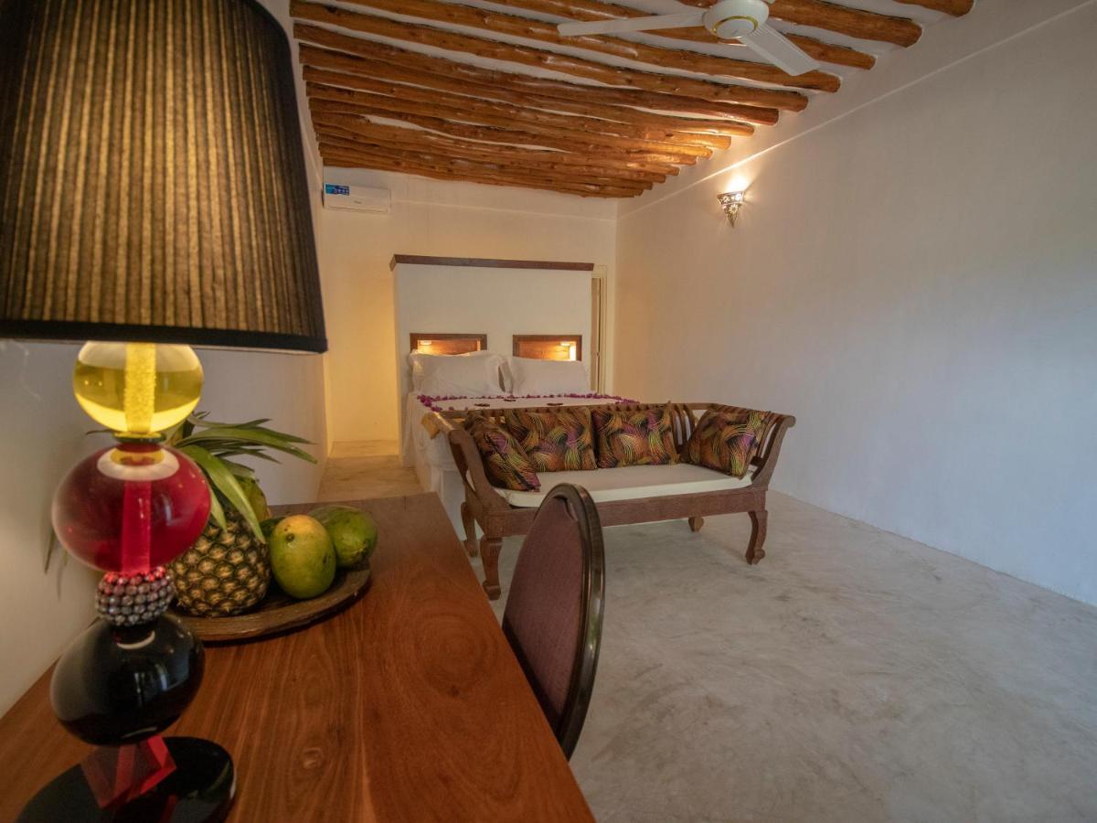 Tropical Boutique Hotel & Resto Pingwe Exterior photo